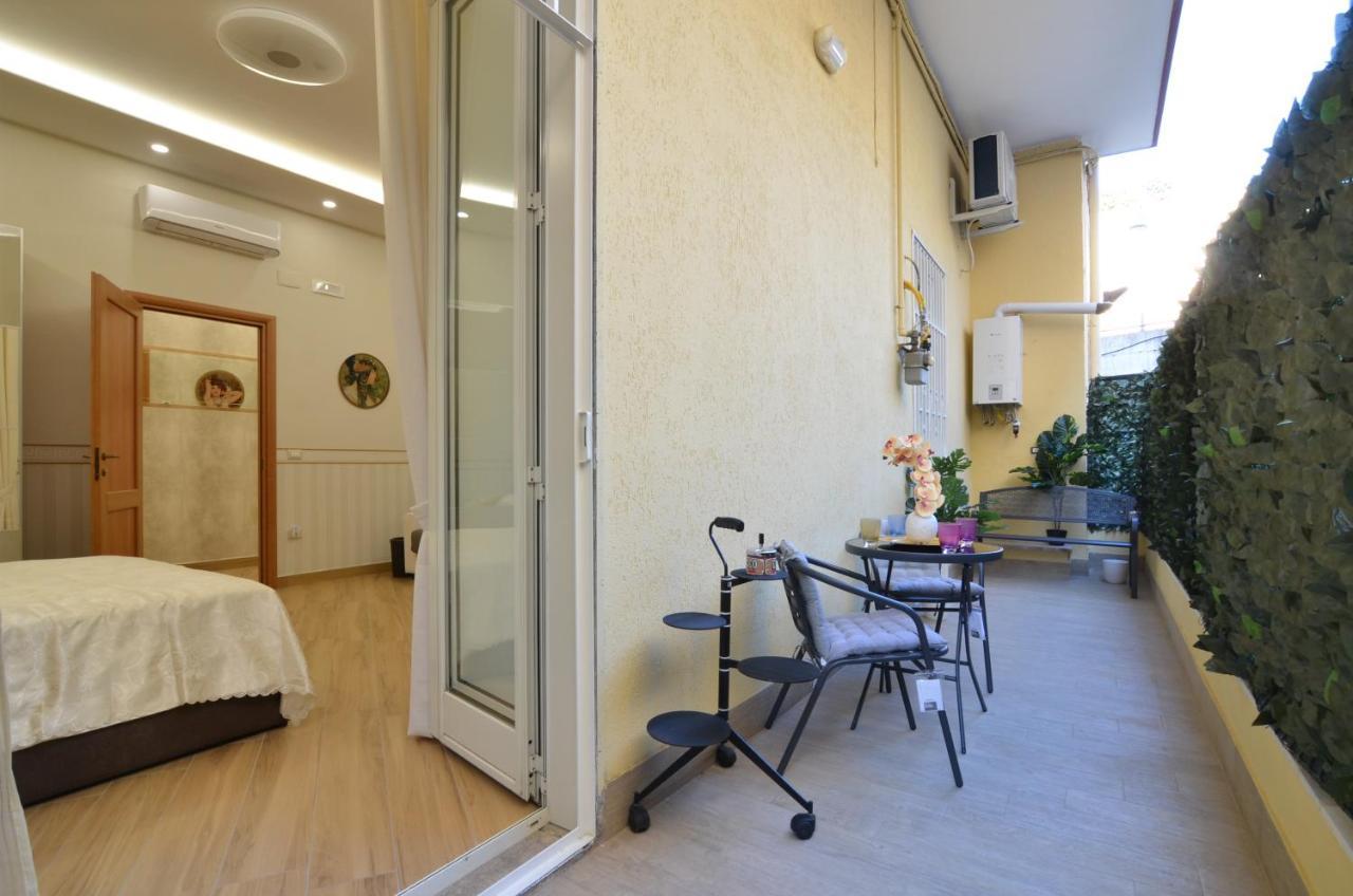 Caserta Deluxe Bis Kültér fotó