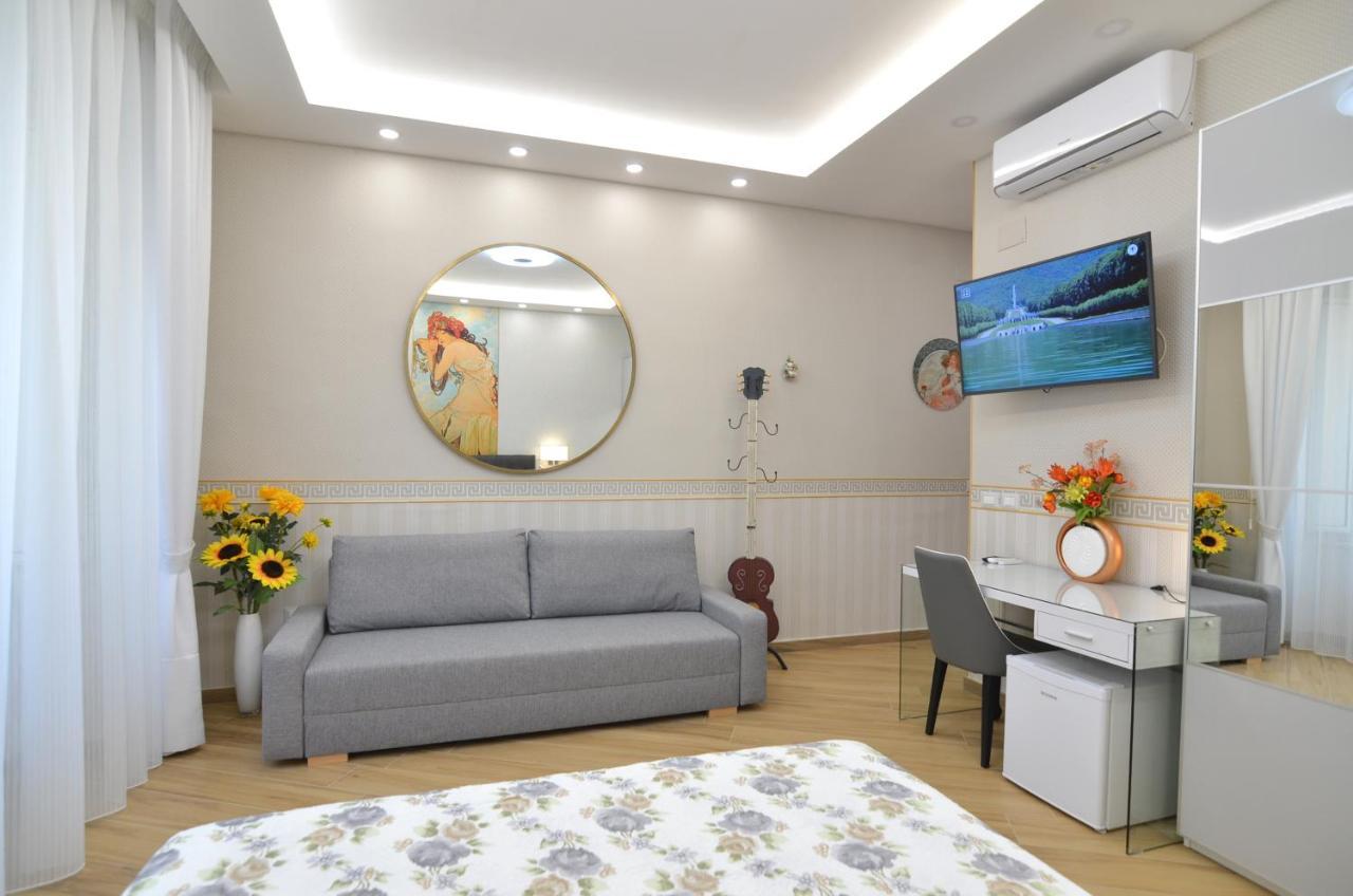 Caserta Deluxe Bis Kültér fotó