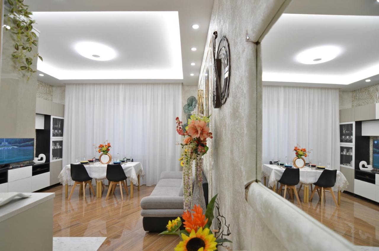 Caserta Deluxe Bis Kültér fotó